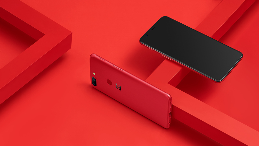 OnePlus 5T Lava Red edition has a black front